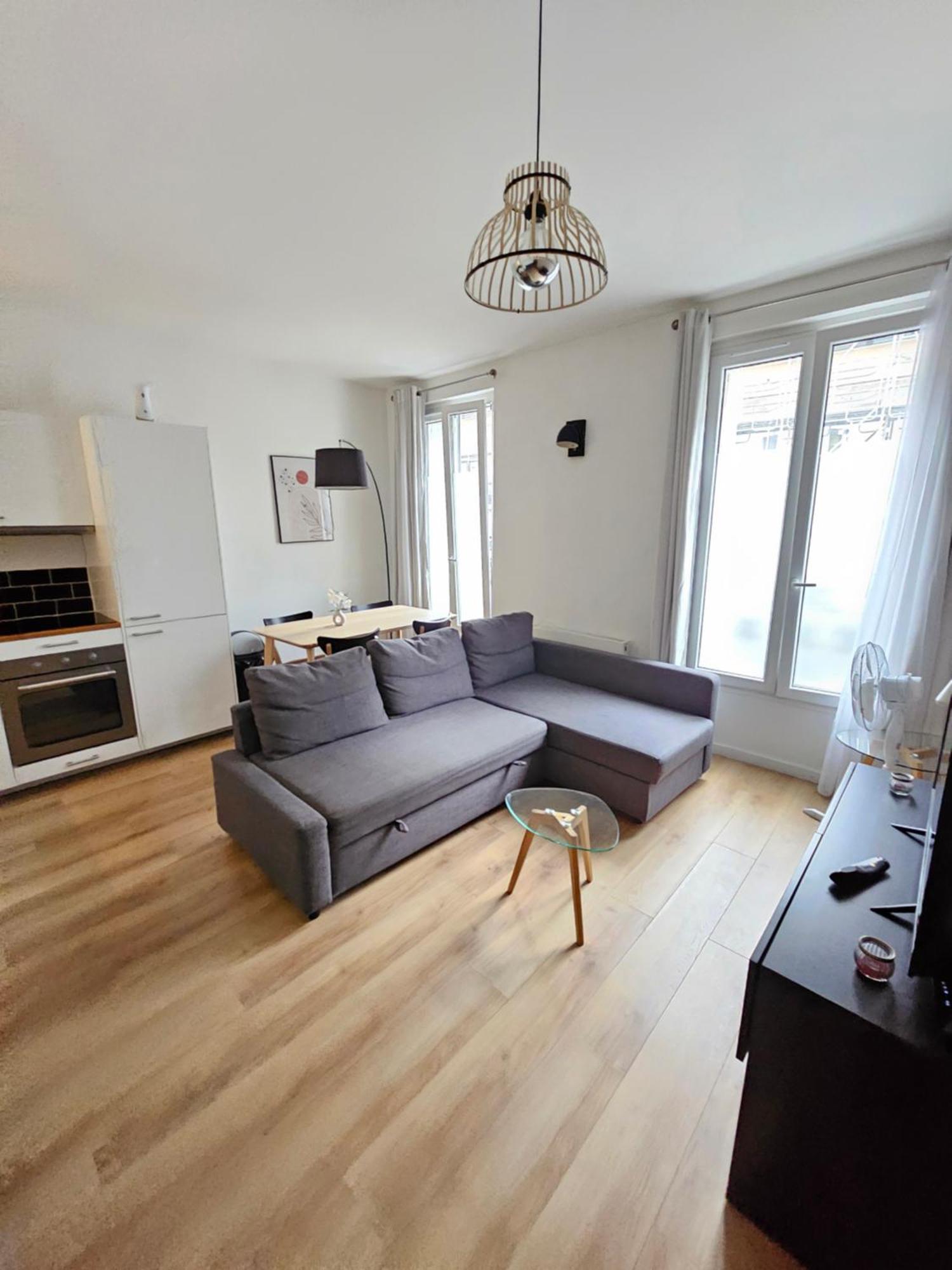 *appartement Moderne/2 Minutes Du Metro* Apartment Saint-Ouen (Seine-Saint-Denis)