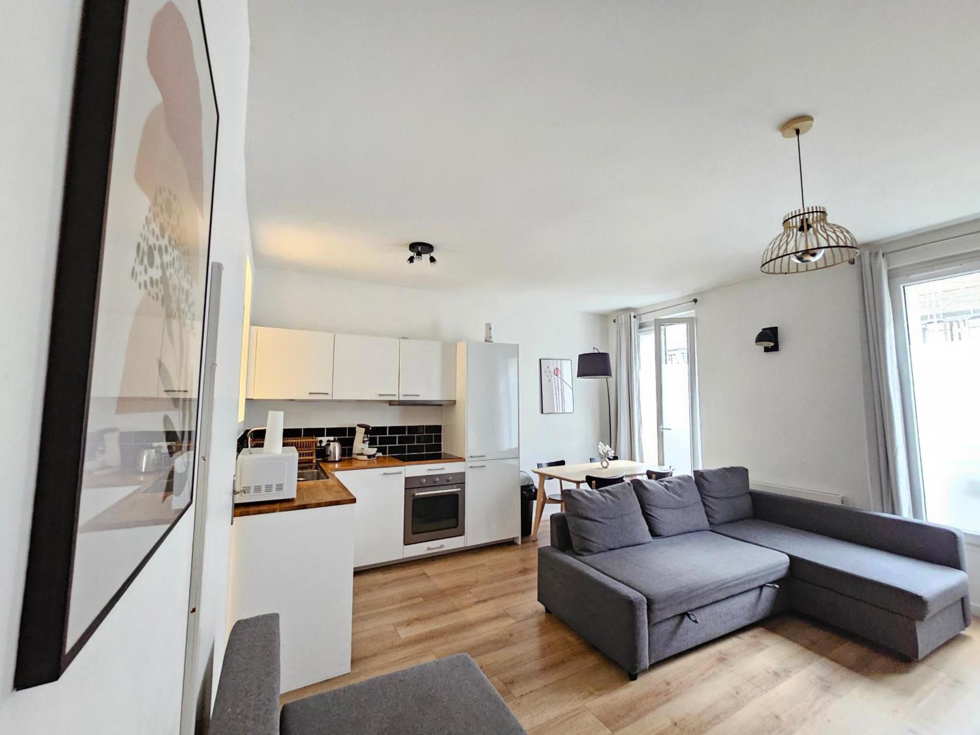 Apartment *appartement Moderne/2 Minutes Du Metro* Saint-Ouen (Seine-Saint-Denis)