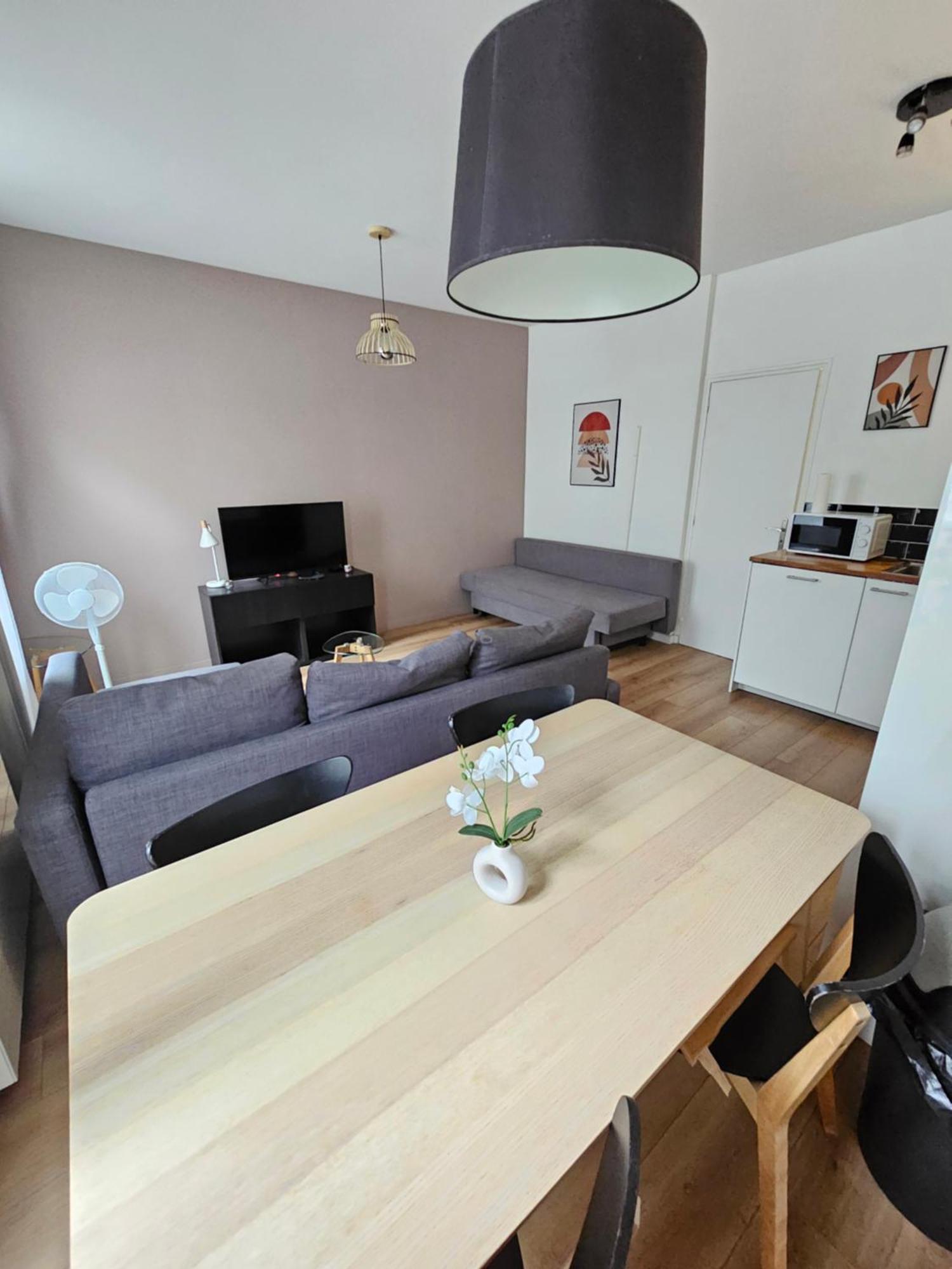 Apartment *appartement Moderne/2 Minutes Du Metro* *